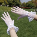 Party Lace Hand Gloves - Image 3